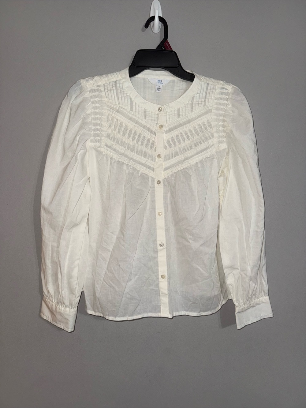 Time and Tru Women's White Button-Front Pintuck Blouse Small